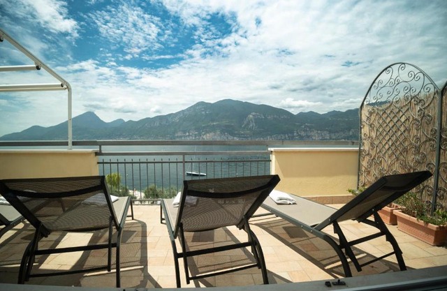 Penthouse CASA ALKEA Masse Lake view