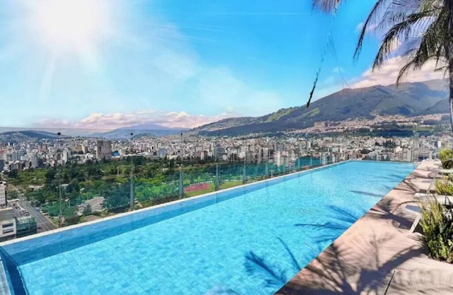 Penthouse con vista panorámica piscina Jacuzzy gym