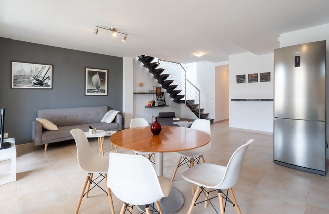 Penthouse: private terraces, WIFI , A/Cond. (C/W), TVsat.