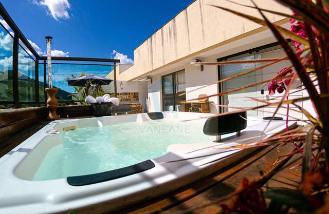 Penthouse in the heart of Itaipava Private Jacuzzi