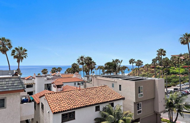 Penthouse - OceanView Retreat + bikes - 5Stars