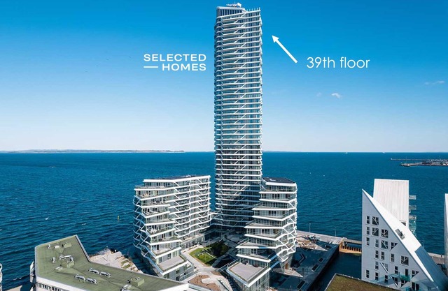 Penthouse paradise on 39th floor