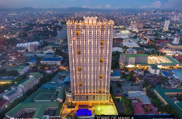 Penthouse Torre De Manila Hotel luxury Condo privacy