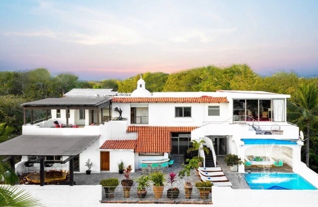 PentHouse Villa+Best Central Location+Private Pool+3 min BEACH