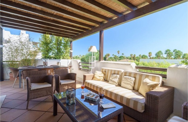 Penthouse with large terraces in Sotogrande