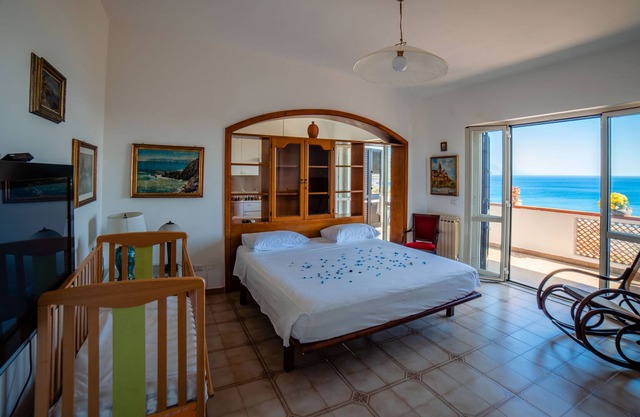 Penthouse with sea view
