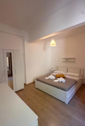 Peonia - Le Grotte Rooms And Apartments