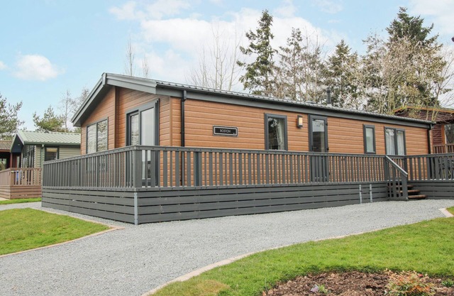 PEONY, family friendly, character holiday cottage in Eardisland
