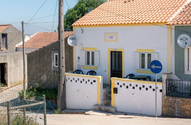 Peral Country Cottage
