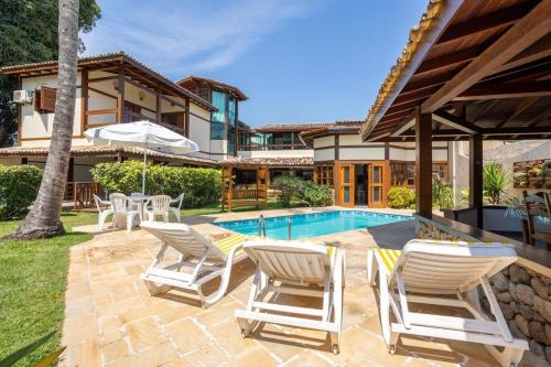 Pereque Beach House