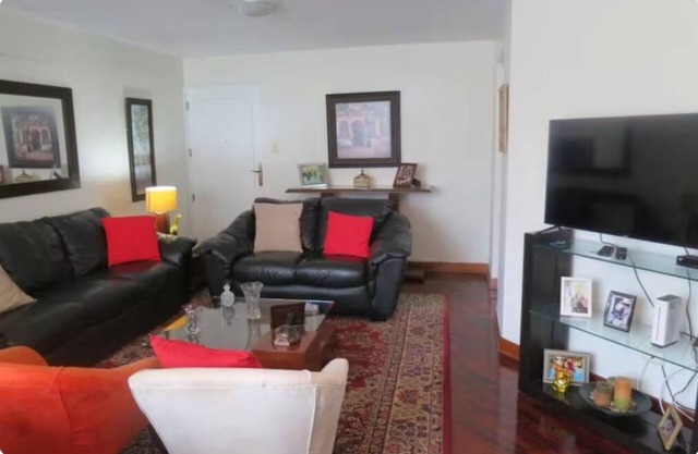 Perfect 3-bedroom, 2 bathroom apartment with WiFi in Miraflores.
