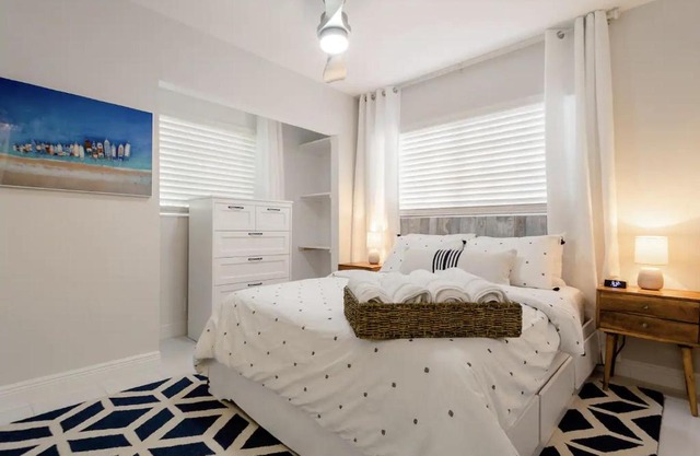 Perfect Beach Escape 1BD/1Bath Close to Everything