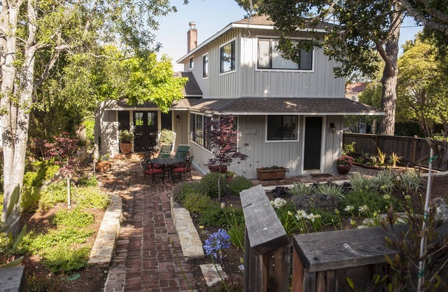Perfect Carmel Home – Walk to Village/Beach