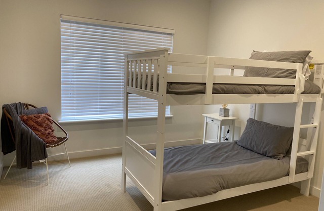 Perfect esplanade getaway with magnificent sunsets and coastal vista