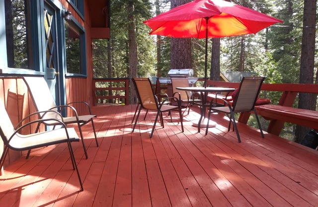 Perfect for Your Next Getaway! Classic Tahoe - Close to Everything!