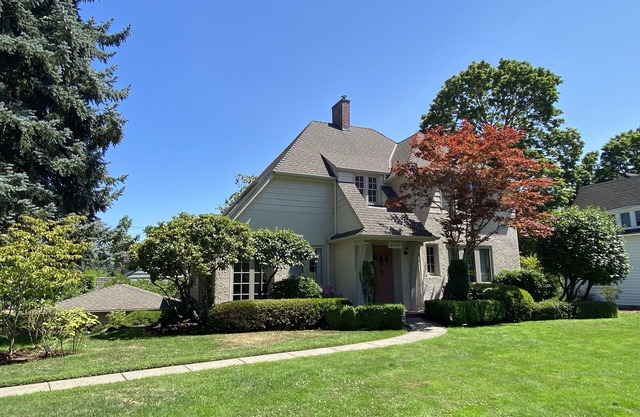 Perfect Home Base for University of Oregon Events or Visits!