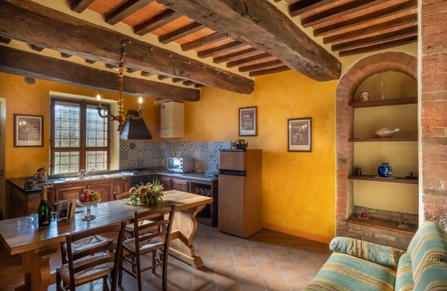 Perfect Ideal Villa With Tennis Court And Pool