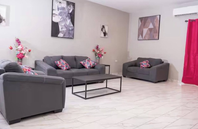 Perfect Luxurious 4-bedroom house in delightful San Miguel with AC and pool