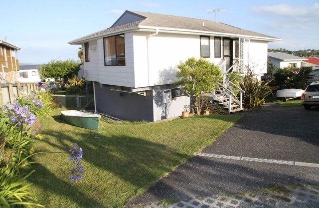 Perfect Mahurangi Coast launch pad!