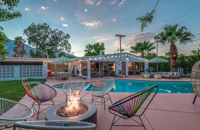 Perfect Mid Century Palm Springs Weekend