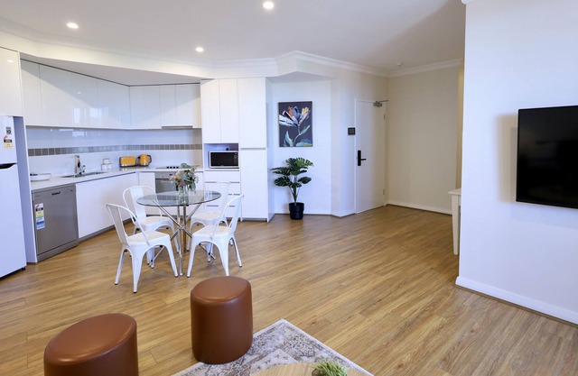 Perfect Midland Penthouse - sleeps 4