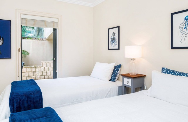 Perfect package for easy coastal living w/ quiet privacy & seaside convenience.