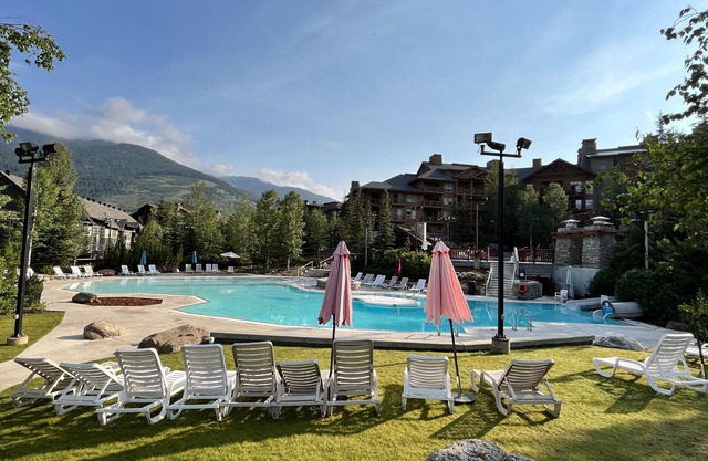 Perfect Ski or Bike in-out | Hot Tub | Pool