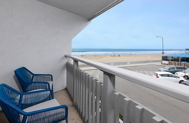 Perfect Stay in San Diego! Beach Access, Parking, Water Activities Onsite!