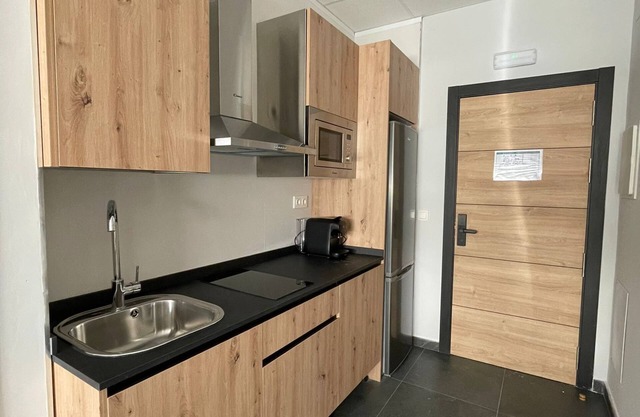 Perfect Studio: Near Warner, Madrid and Toledo 4.5