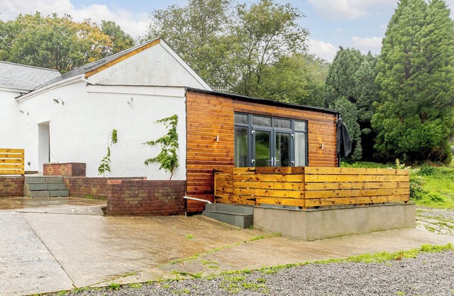 Perfect Welsh Long Barn, ideal for families and friends alike.