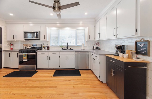 Perfectly renovated 3-bedroom house in Randolph with many amenities