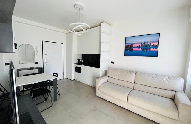 pericle 5 apartment