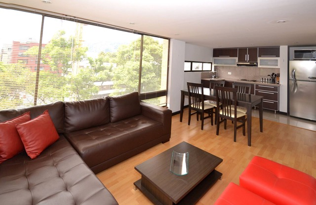 PERLA - 1 Br. Executive Studio with modern kitchen