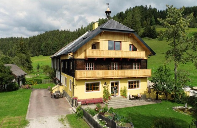 Pernerhof