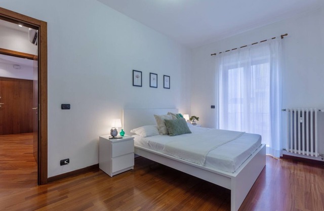 Perspective Corso Giovecca apartment