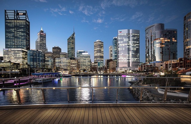 Perth Central Oasis Charming 2-bedroom apartment with AC, Parking and Gym