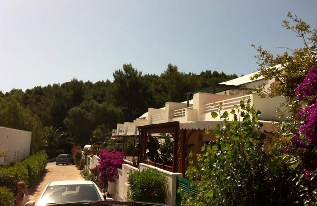 Peschici - Maritalia Independent villa sleeps 6 with swimming pool and parking space
