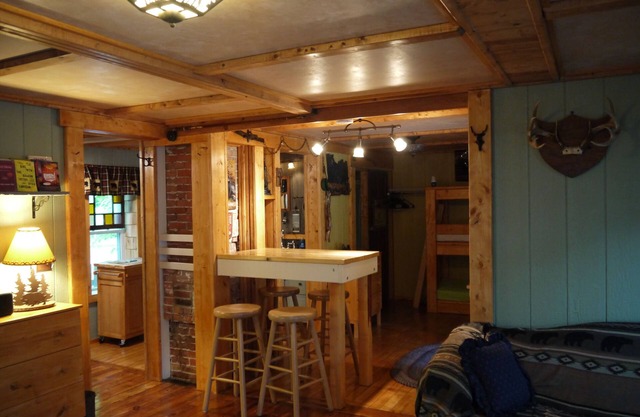 Pet and family friendly with a cabin feel