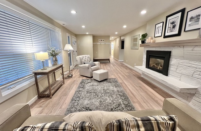 Pet & Family Friendly, Comfortable, Convenient