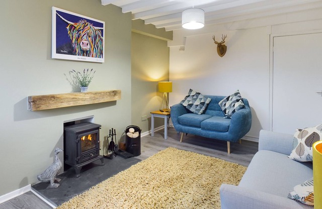 Pet Friendly Welsh cottage in lovely village location