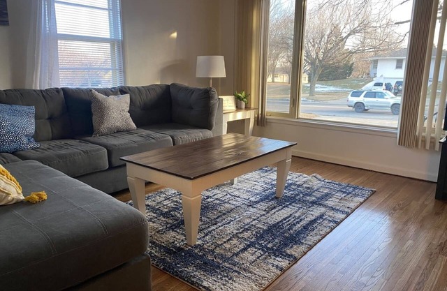 Pet-Friendly 2BR House|Near Sanford