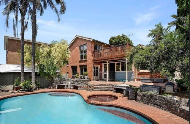 Pet Friendly 5 bedroom historical home with unheated pool.