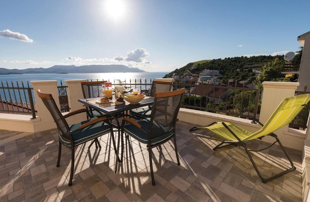 Pet friendly apartment in Komarna