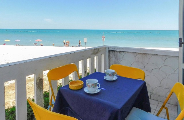 Pet friendly apartment in Marotta