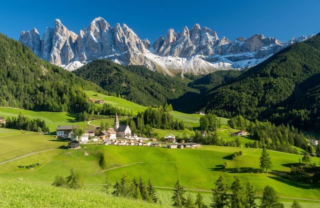 Pet-Friendly Apartment Casa Firmina with Mountain View & Balcony