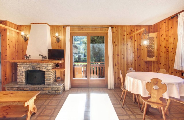 Pet-Friendly Apartment Laura with Mountain View & Terrace