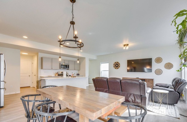 Pet-Friendly Colorado Springs Home - Near Airport