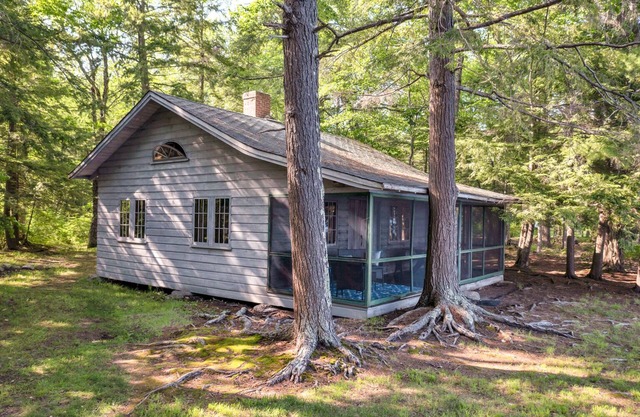 Pet Friendly Cabin on Lake Winnipesaukee with Dock Sleeps 4