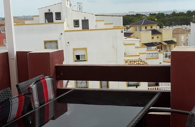 Pet-friendly "Casa van de Kolk" with shared swimming pool, private terrace, A/C & Wi-Fi