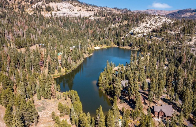 Pet friendly condo Bear Valley TAM#5 by Bear Valley Vacation Rentals